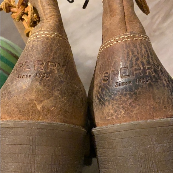 Sperry brown distressed bootie - Picture 4 of 4
